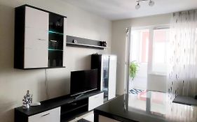 Modern Apartment In Burgas